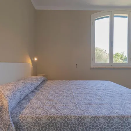 La Triglia - Helloelba * Lacona