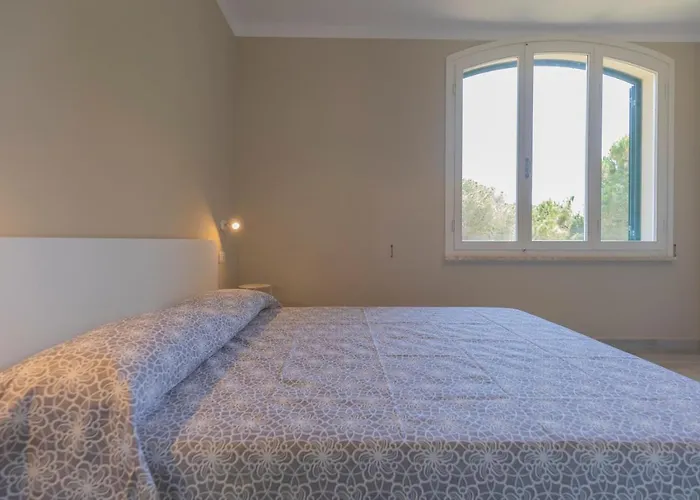 La Triglia - Helloelba * Lacona