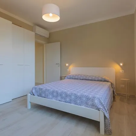 Helloelba La Triglia Holiday home *