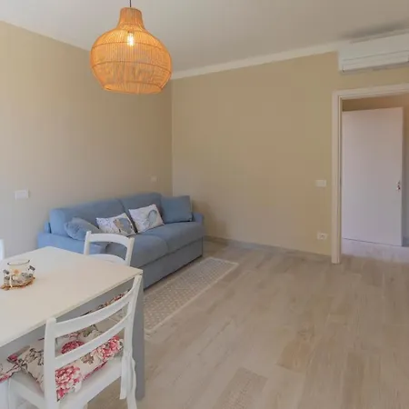 Holiday home Helloelba La Triglia *